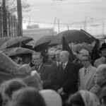 On Anzac Day in 1973 there was wreath laying by a number of countries at the Wellington Cenotaph. After the main ceremony a wreath was laid at the Wellington Cenotaph on behalf of the Victoria University Students Association.